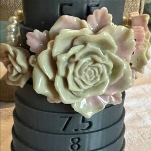 Charming Floral Bracelet with Pink and Cream Roses